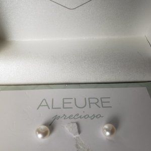 2/30$ NWT genuine freshwater pearl and sterling silver